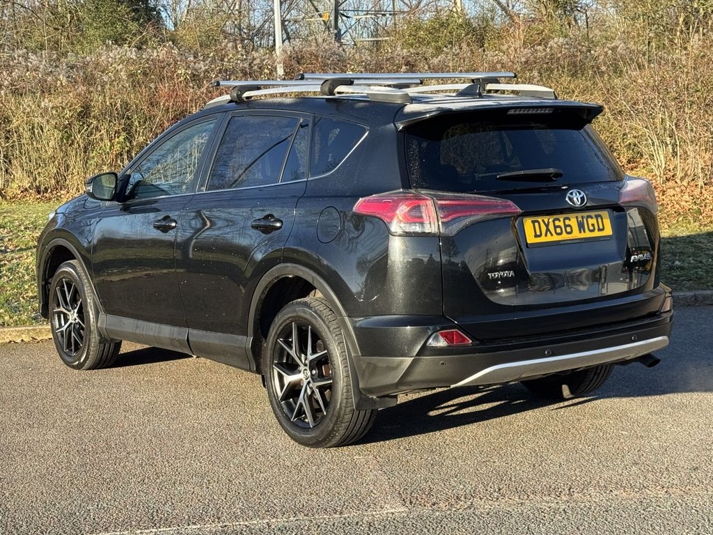 Used Toyota RAV4 2016 for sale - 77088930: Photo 3