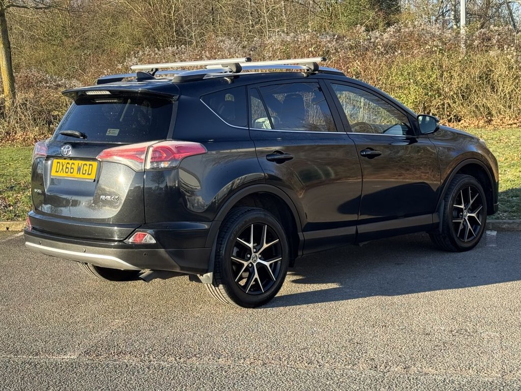 Used Toyota RAV4 2016 for sale - 77088930: Photo 5