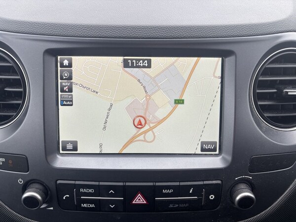Used Hyundai i10 2018 for sale - 76223236: Photo 13