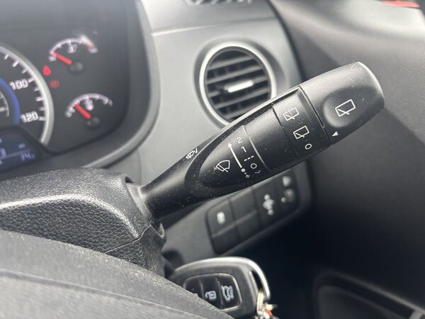 Used Hyundai i10 2018 for sale - 76223236: Photo 19