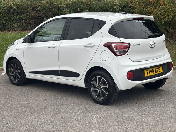 Used Hyundai i10 2018 for sale - 76223236: Photo 3