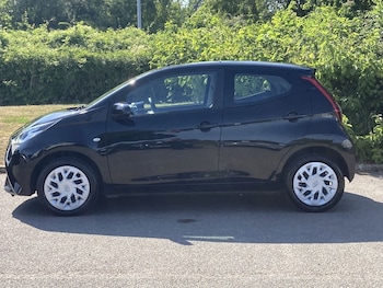 Used Toyota AYGO 2020 for sale - 75206806: Photo