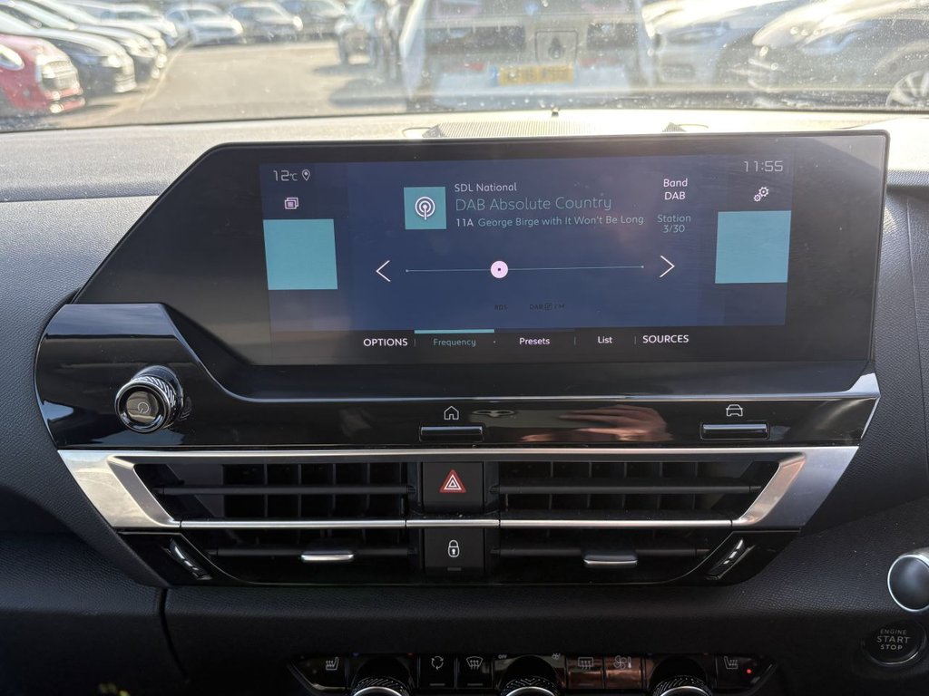 Used Citroen e-C4 2022 for sale - 76406207: Photo 15