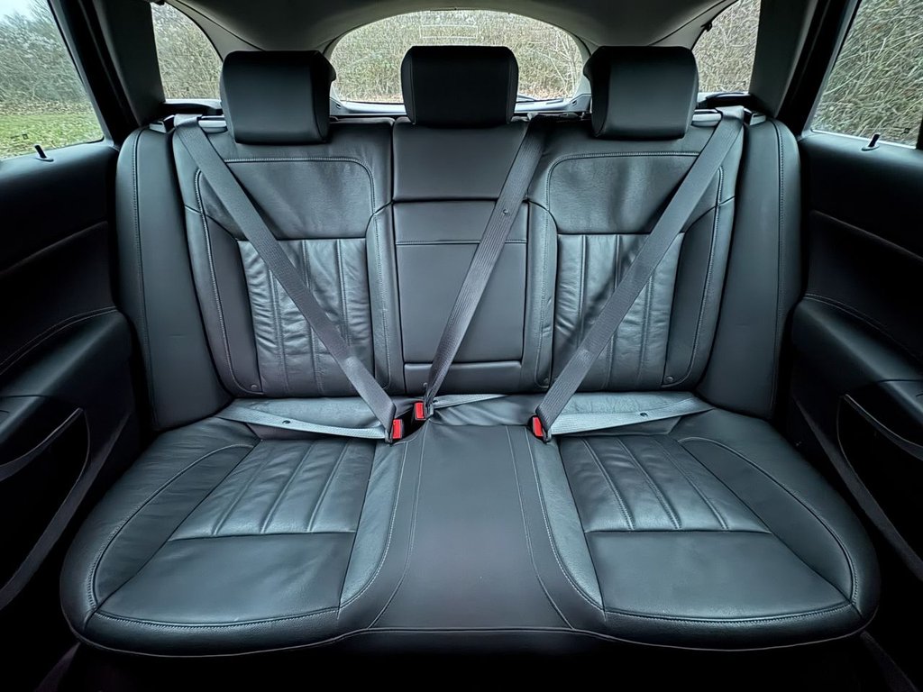 Used Vauxhall Insignia 2015 for sale - 77368865: Photo 10