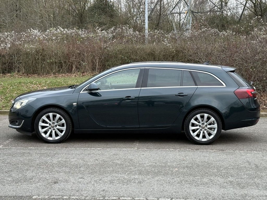 Used Vauxhall Insignia 2015 for sale - 77368865: Photo 2