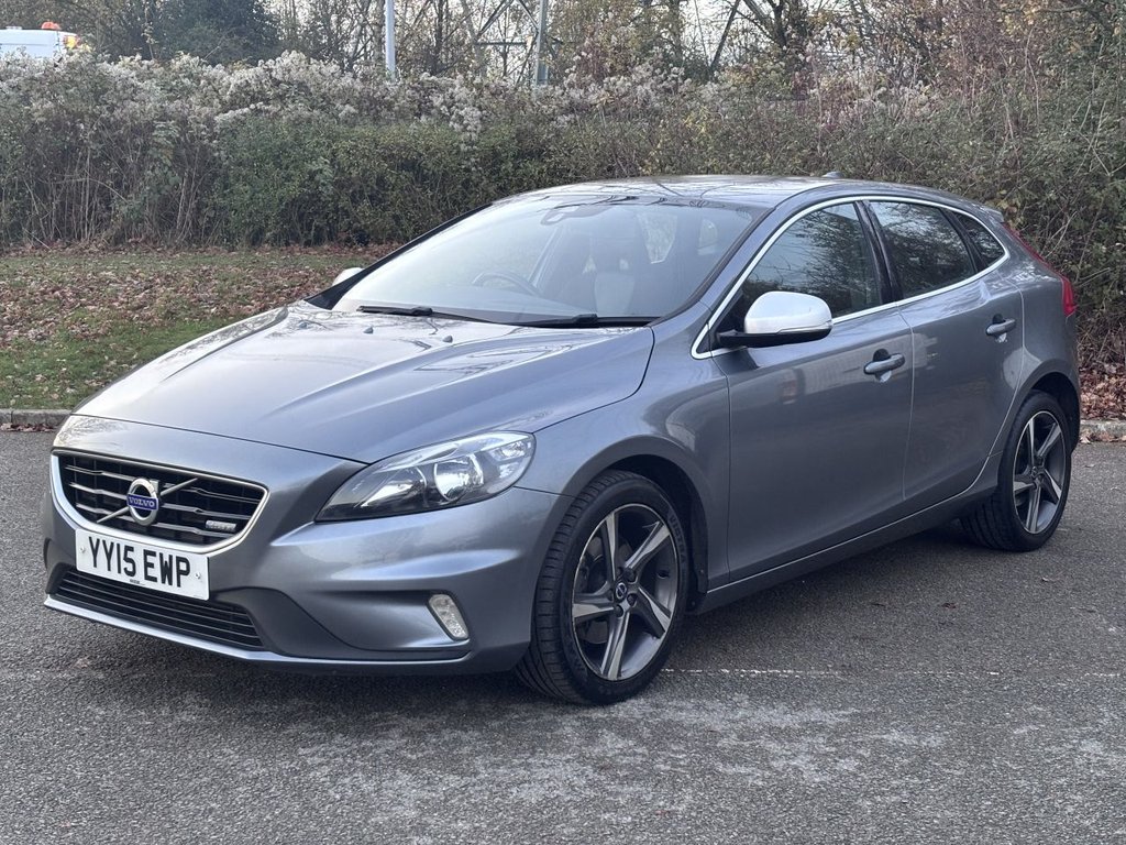 Used Volvo V40 2015 for sale - 76710836: Photo 1