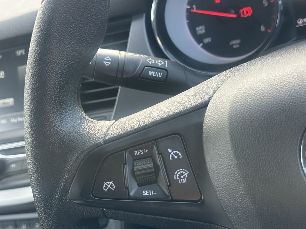 Used Vauxhall Astra 2018 for sale - 77835471: Photo 13