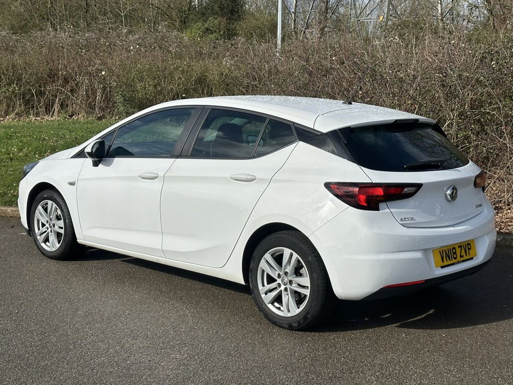 Used Vauxhall Astra 2018 for sale - 77835471: Photo 3