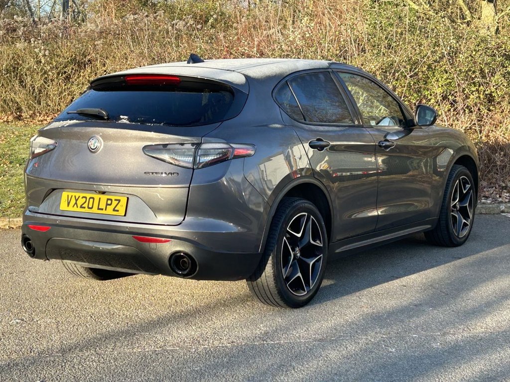 Used Alfa Romeo Stelvio 2020 for sale - 77088928: Photo 5