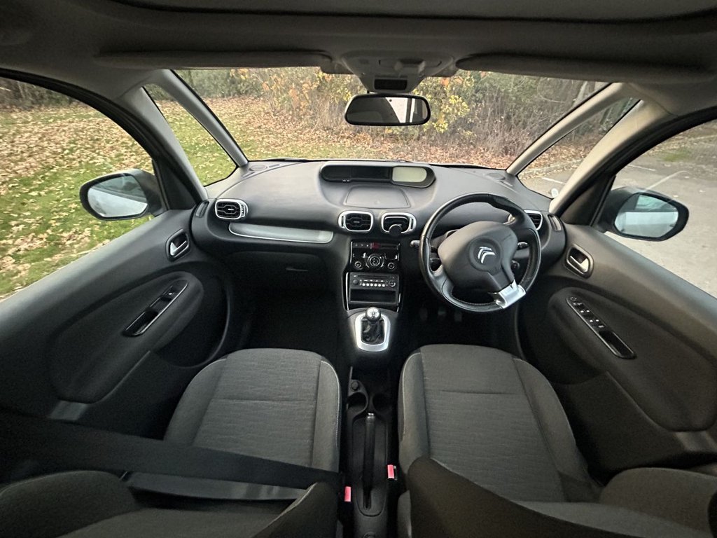 Used Citroen C3 Picasso 2016 for sale - 76469886: Photo 9