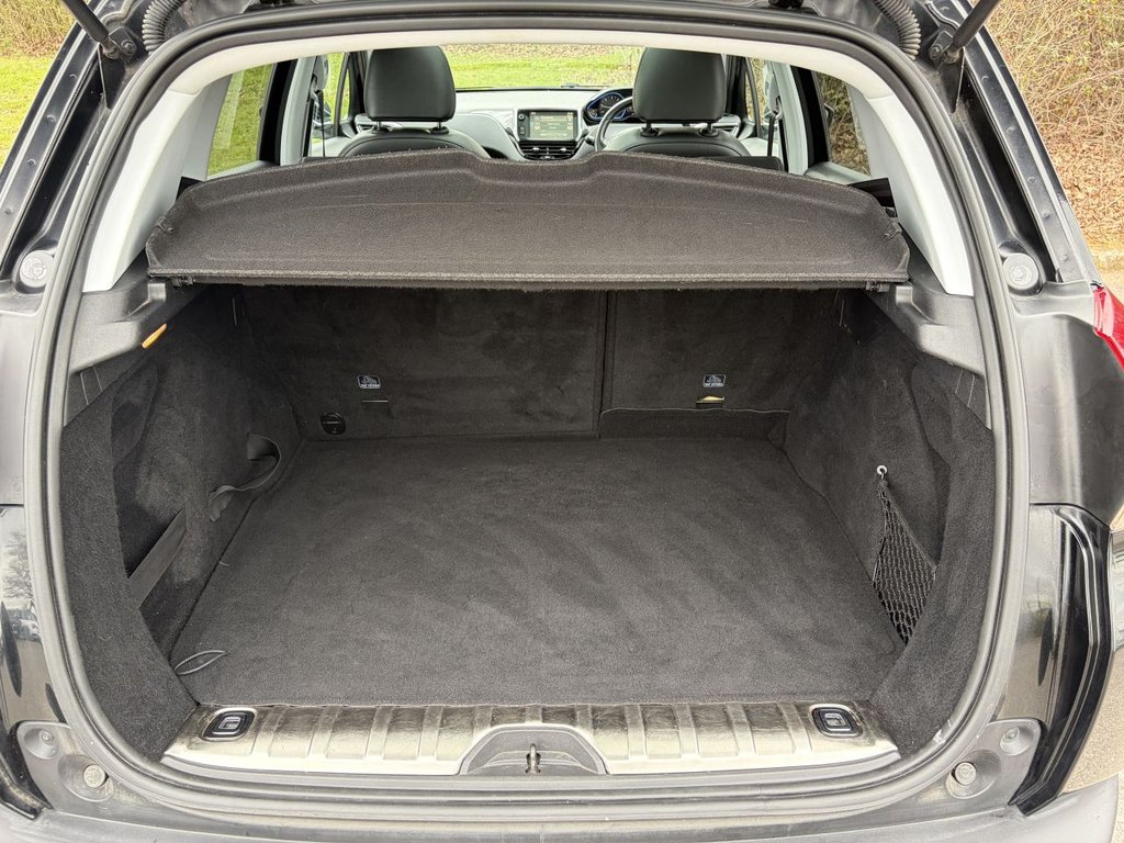 Used Peugeot 2008 2016 for sale - 78002320: Photo 11