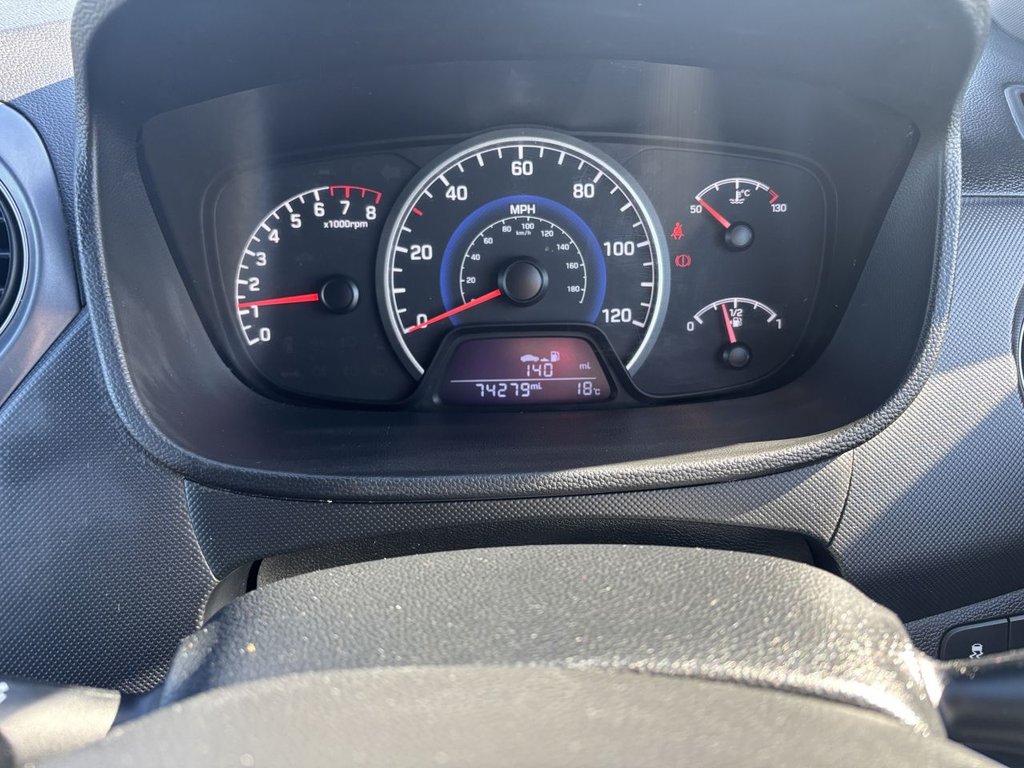 Used Hyundai i10 2018 for sale - 75973873: Photo 18