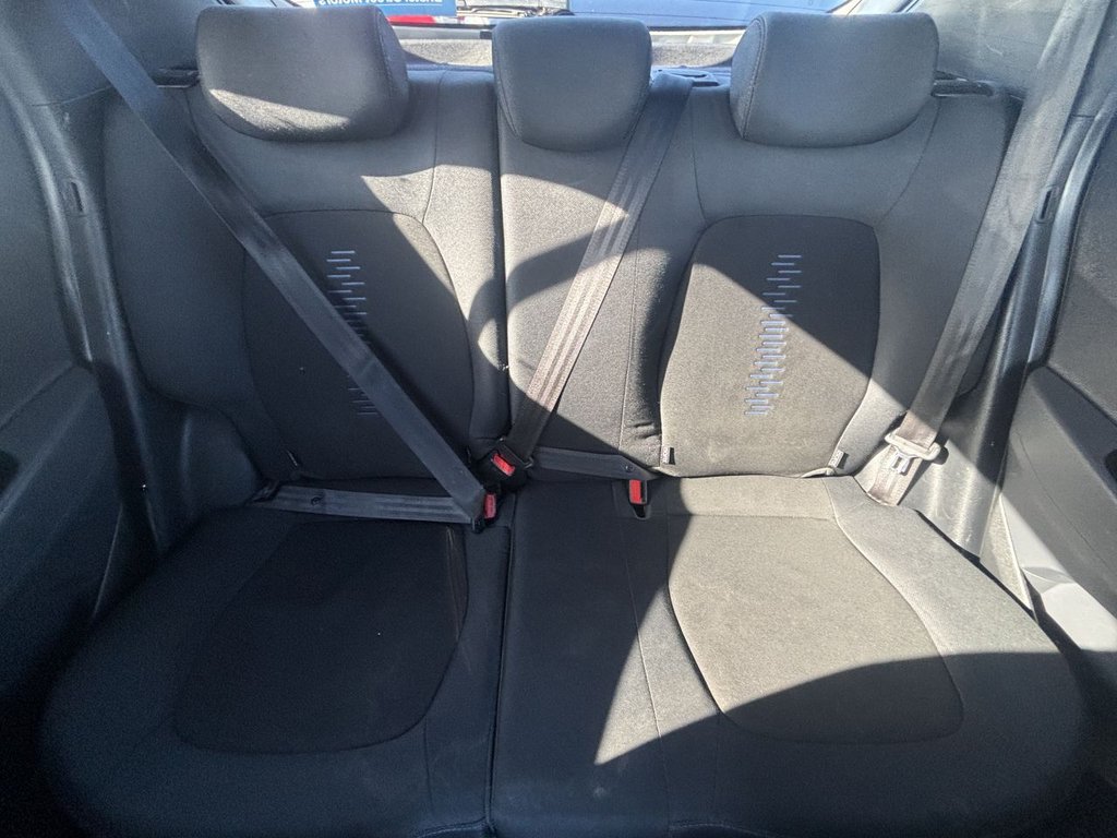 Used Hyundai i10 2018 for sale - 75973873: Photo 9