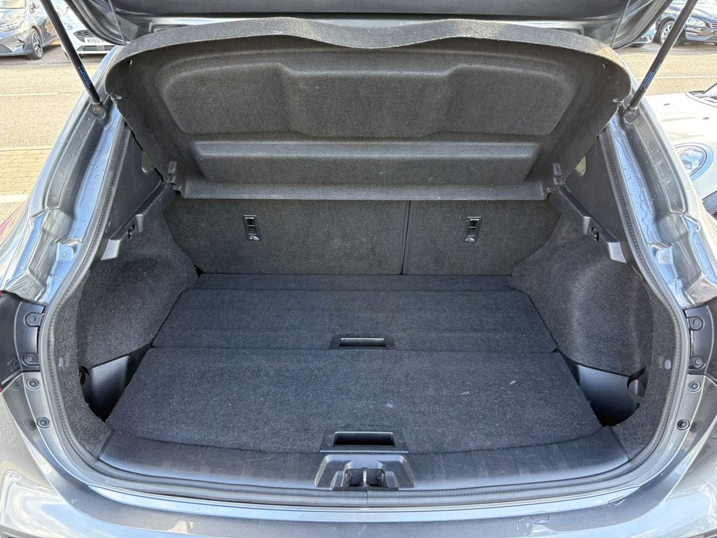 Used Nissan Qashqai 2018 for sale - 76356411: Photo 10