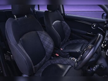 Used MINI Hatch 2018 for sale - 78256477: Photo