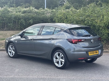 Used Vauxhall Astra 2018 for sale - 75830642: Photo