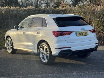 Used Audi Q3 2019 for sale - 76740130: Photo