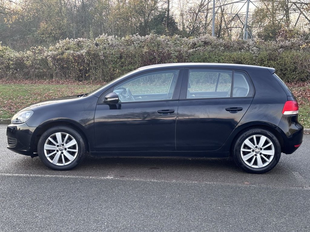 Used Volkswagen Golf 2012 for sale - 76654816: Photo 2