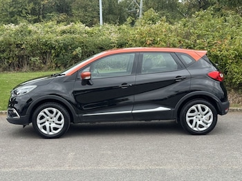 Used Renault Captur 2017 for sale - 76068407: Photo 2