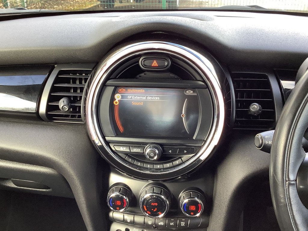 Used MINI Hatch 2018 for sale - 78016882: Photo 17