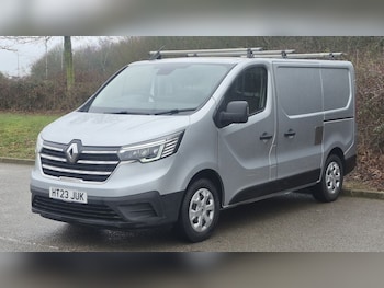 Renault Trafic feature image