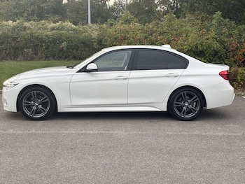 Used BMW 3 Series 2017 for sale - 76132114: Photo 2