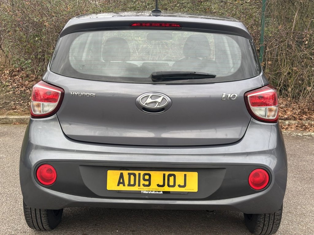 Used Hyundai i10 2019 for sale - 76962187: Photo 4