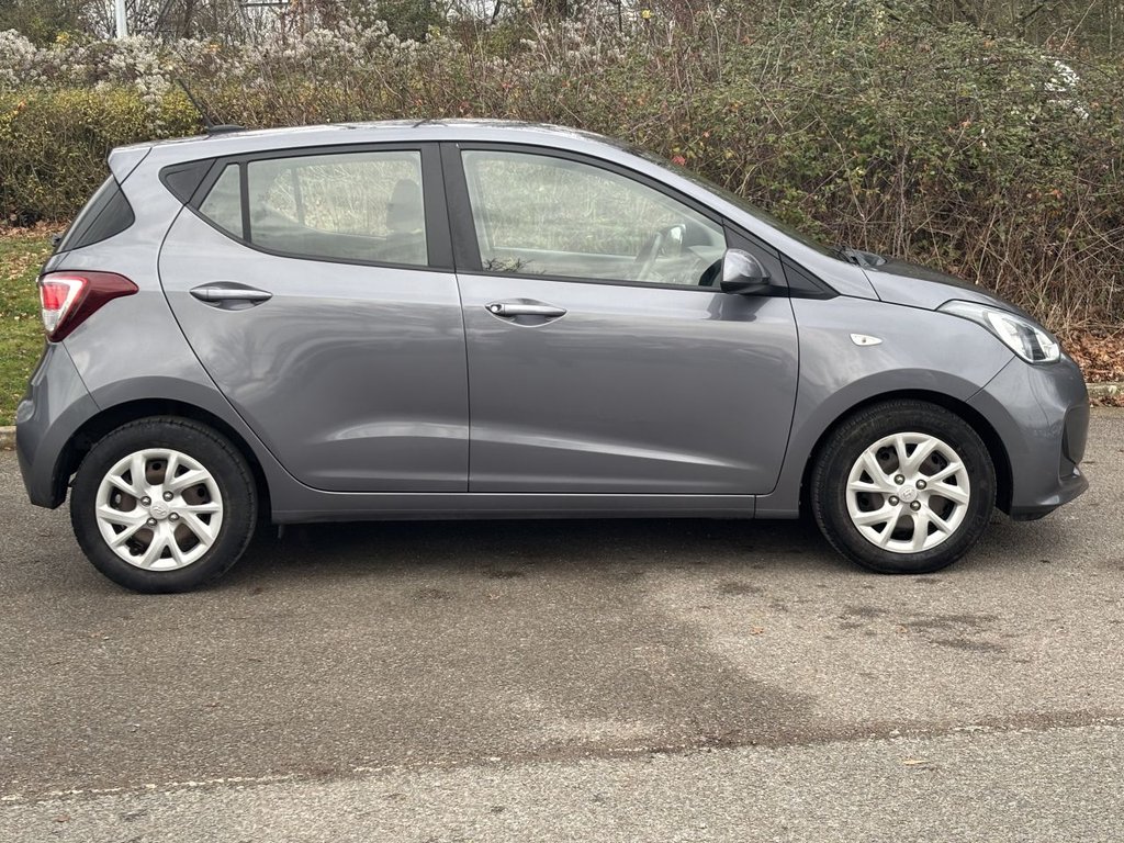 Used Hyundai i10 2019 for sale - 76962187: Photo 6