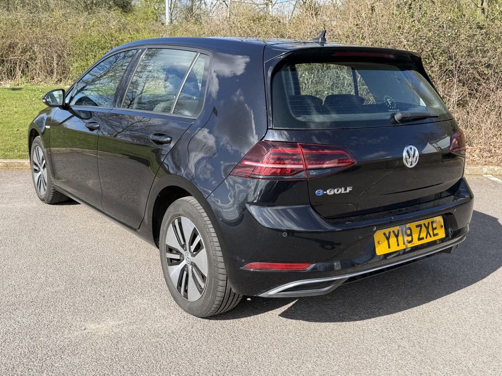 Used Volkswagen Golf 2019 for sale - 78056623: Photo 3