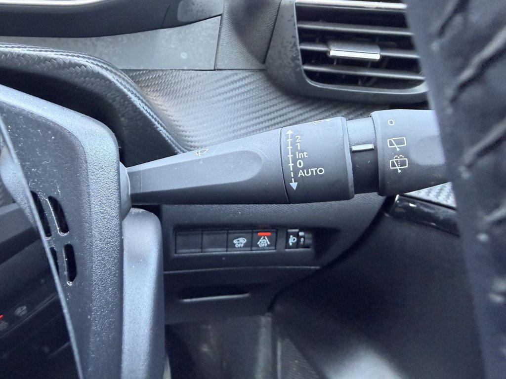 Used Peugeot 208 2022 for sale - 77952376: Photo 13