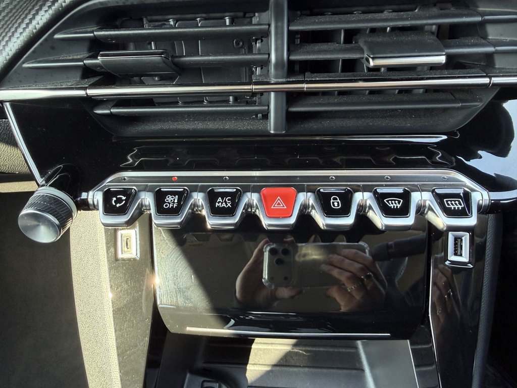 Used Peugeot 208 2022 for sale - 77952376: Photo 16