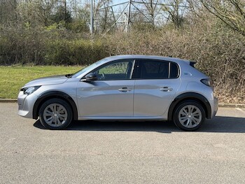 Used Peugeot 208 2022 for sale - 77952376: Photo