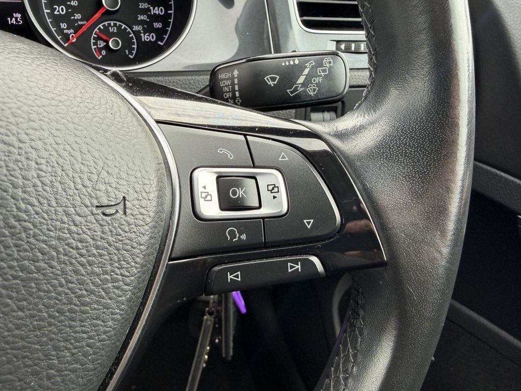 Used Volkswagen Golf 2017 for sale - 77849834: Photo 21