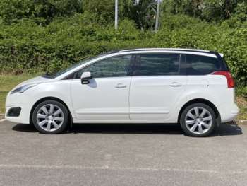 Used Peugeot 5008 2015 for sale - 74734362: Photo