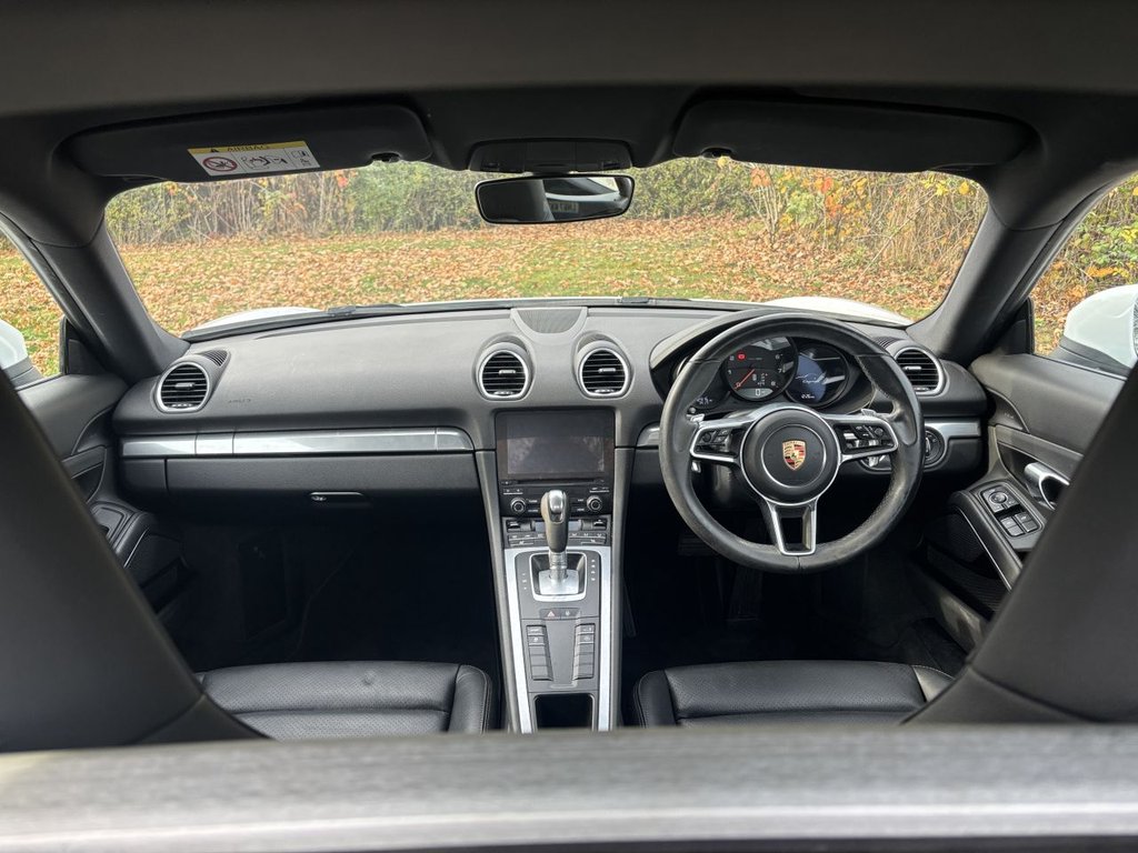 Used Porsche 718 Cayman 2017 for sale - 76496256: Photo 11