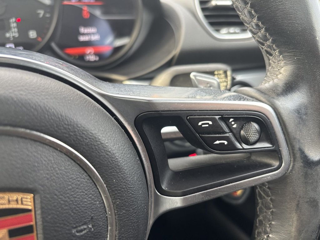 Used Porsche 718 Cayman 2017 for sale - 76496256: Photo 22