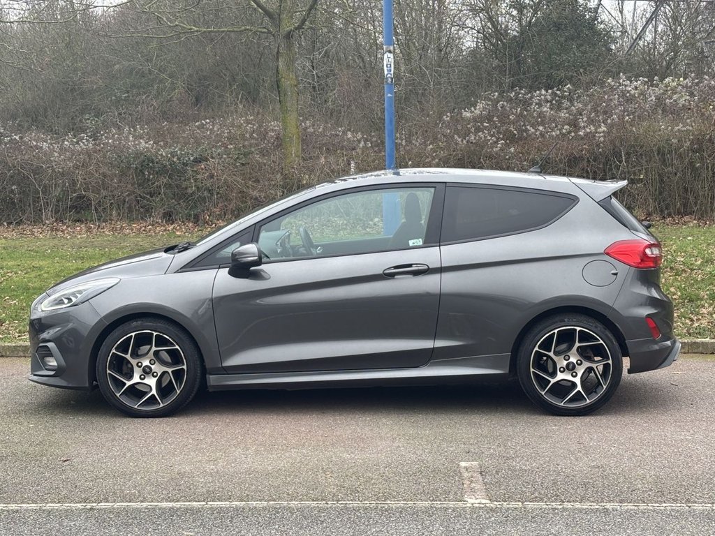 Used Ford Fiesta 2018 for sale - 77421966: Photo 2