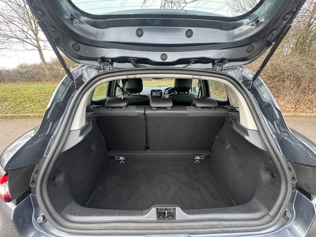 Used Renault Clio 2017 for sale - 77263066: Photo 11