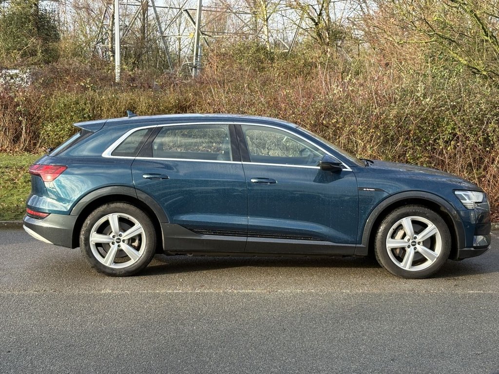 Used Audi e-tron 2021 for sale - 77145711: Photo 6