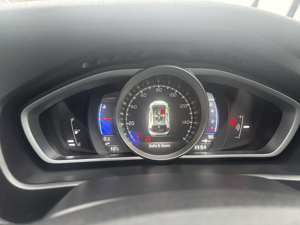 Used Volvo V40 2016 for sale - 77188063: Photo 16