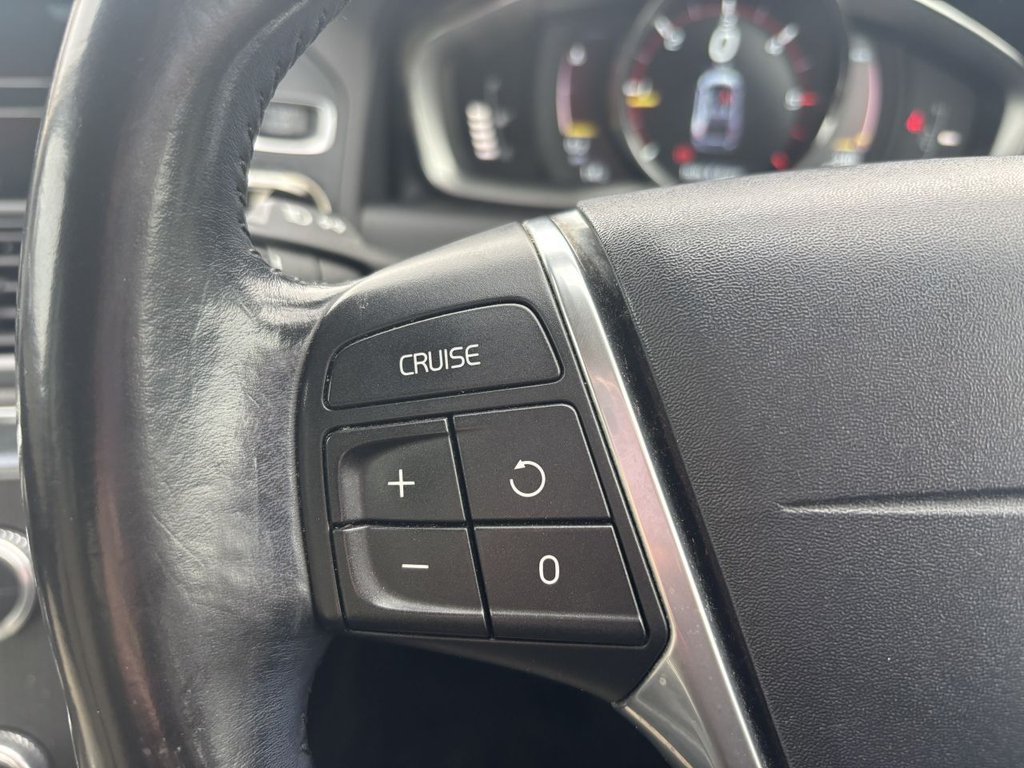 Used Volvo XC60 2015 for sale - 76509717: Photo 13