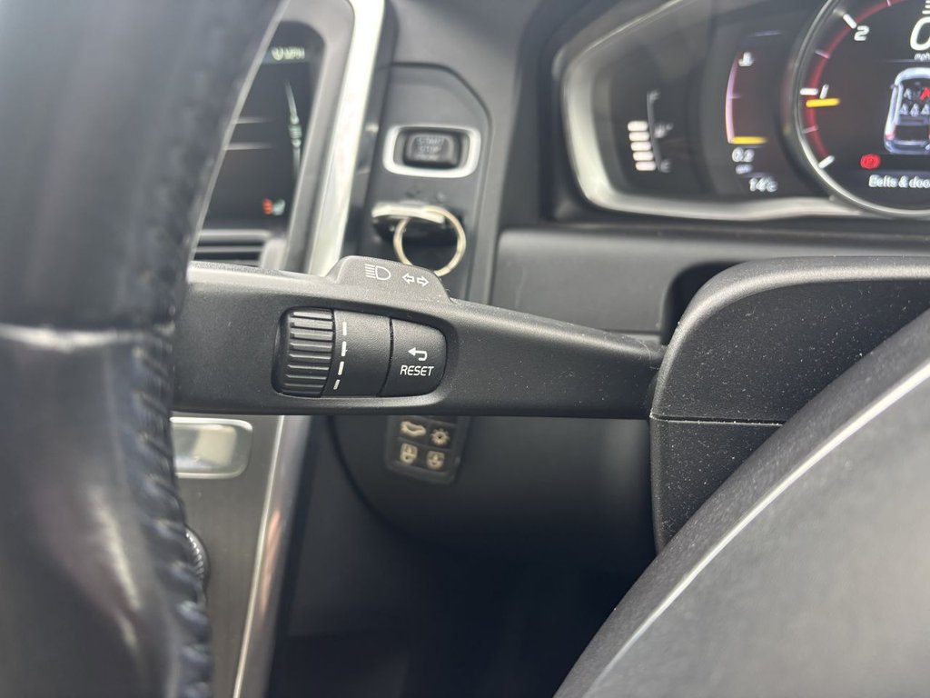 Used Volvo XC60 2015 for sale - 76509717: Photo 14