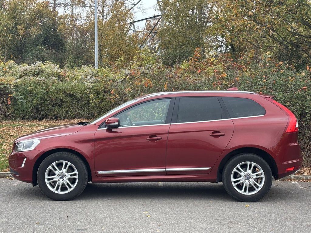 Used Volvo XC60 2015 for sale - 76509717: Photo 2