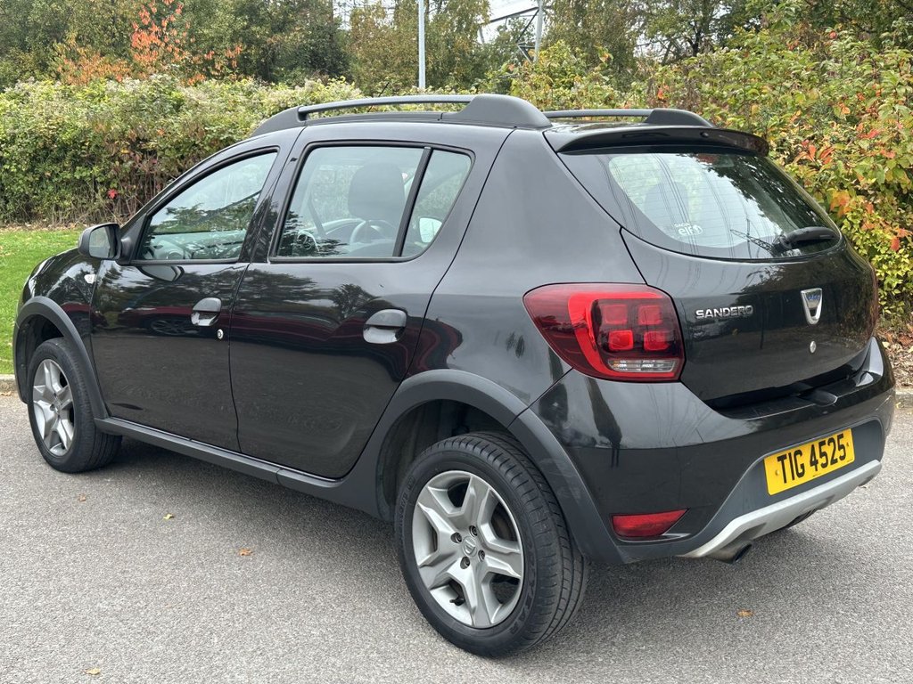 Used Dacia Sandero Stepway 2018 for sale - 76266751: Photo 3