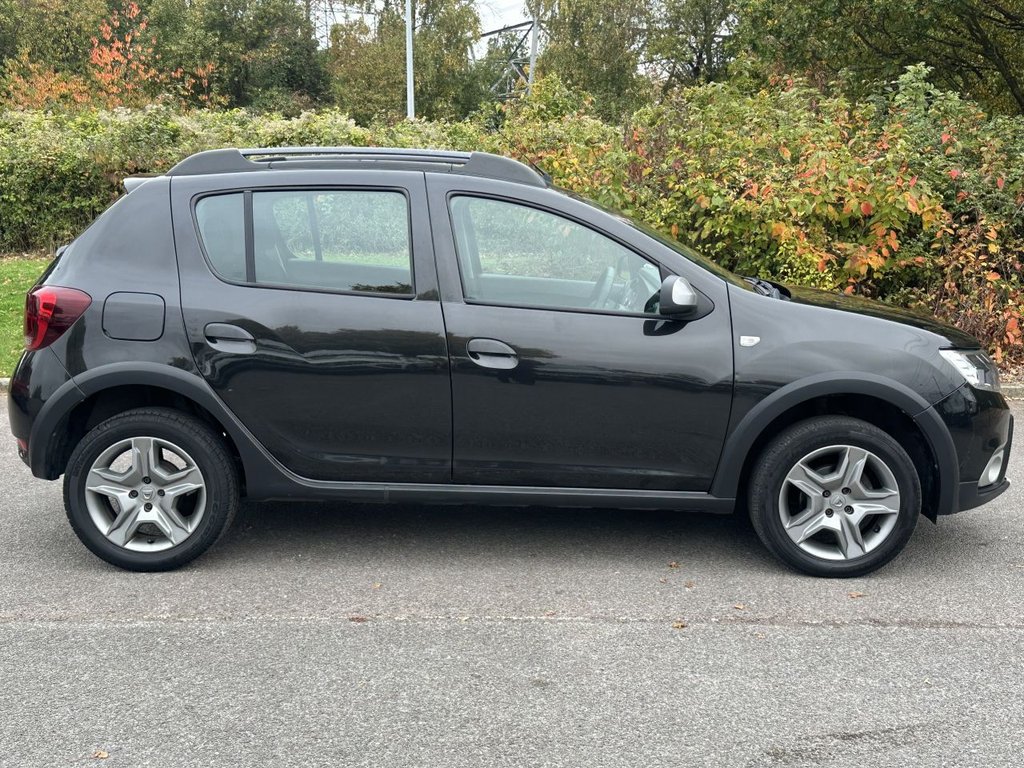 Used Dacia Sandero Stepway 2018 for sale - 76266751: Photo 6