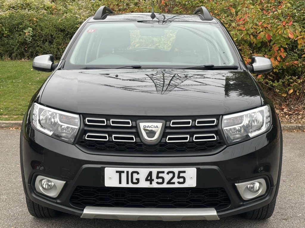 Used Dacia Sandero Stepway 2018 for sale - 76266751: Photo 8