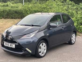2016 (16) - 1.0 VVT-i X-Play 5dr x-shift