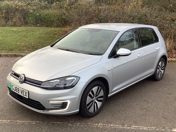 Used Volkswagen Golf 2019 for sale - 73093490: Photo 1