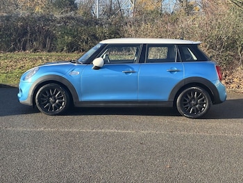Used MINI Hatch 2017 for sale - 76792054: Photo