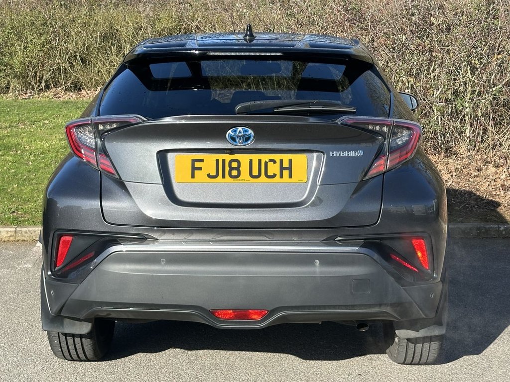 Used Toyota C-HR 2018 for sale - 77890905: Photo 4